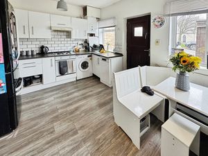 Photo 7- click for photo gallery